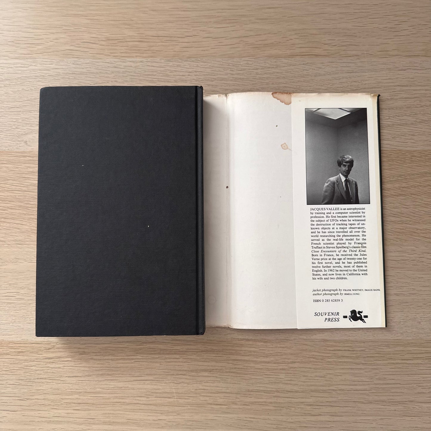 Dimensions: A Casebook of Alien Contact | Jacques Vallee