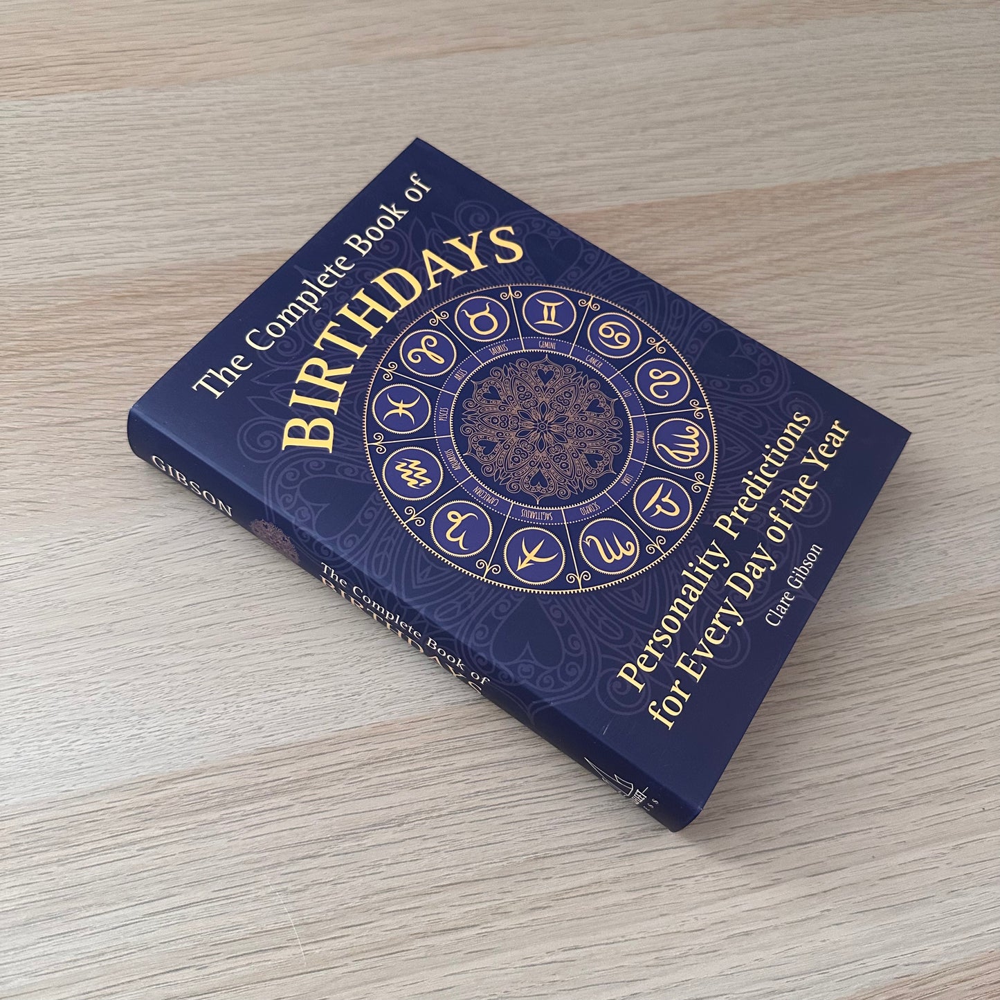 The Complete Book of Birthdays | Clare Gibson