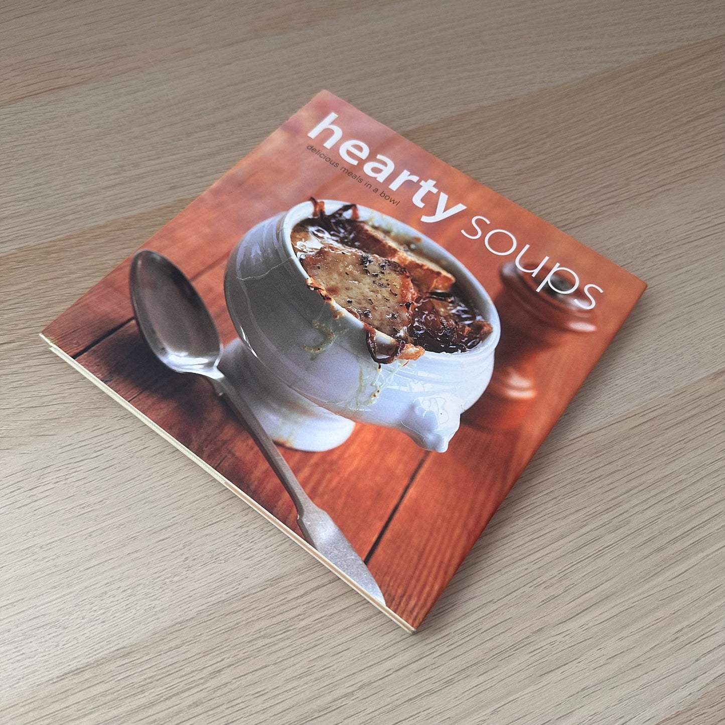 Hearty Soups | Hardcover | Delicious Meals