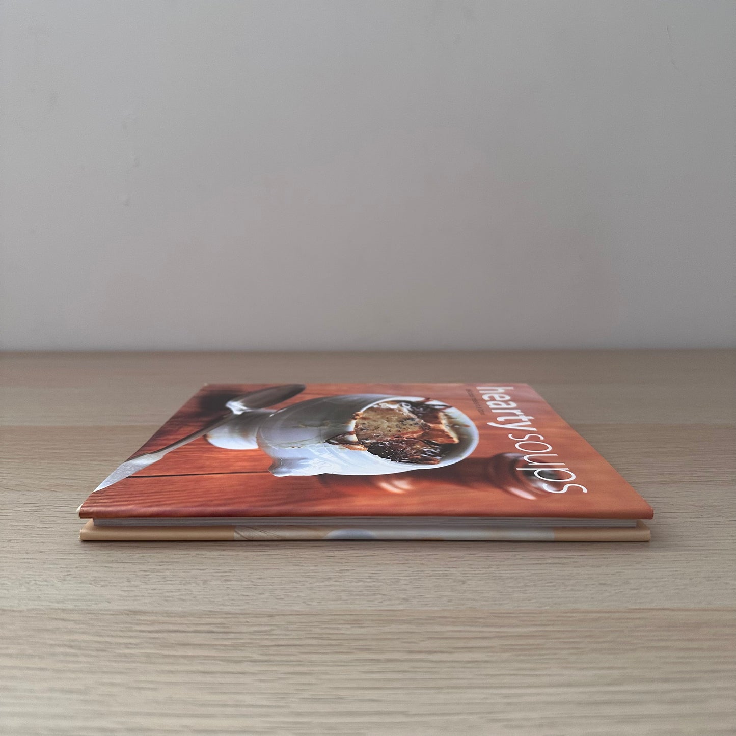Hearty Soups | Hardcover | Delicious Meals