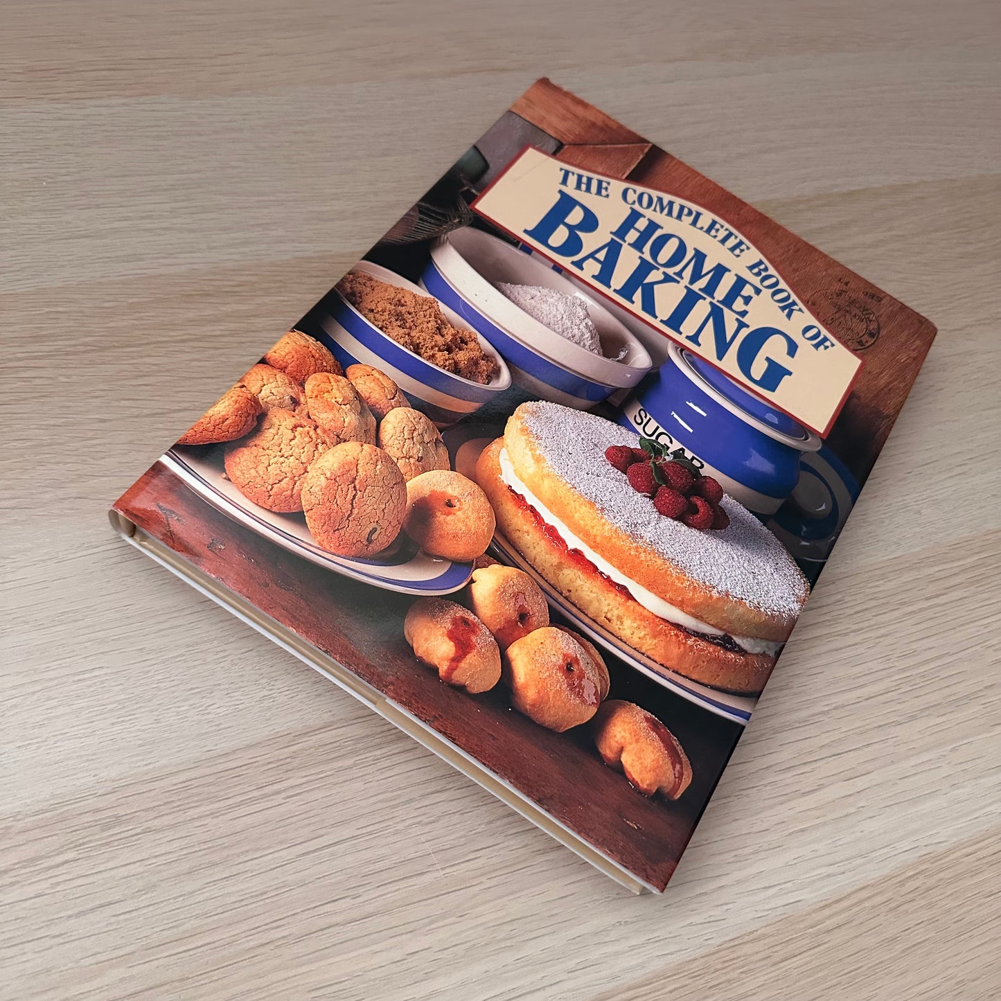 The Complete Book of Home Baking | Hardcover | 1995 | Ken Fin