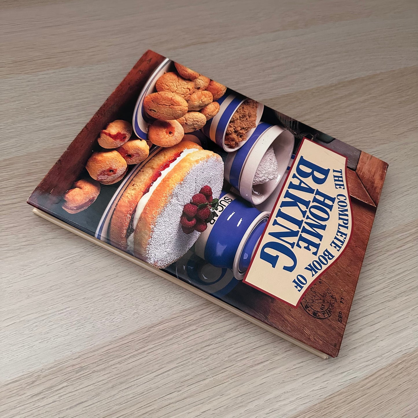 The Complete Book of Home Baking | Hardcover | 1995 | Ken Fin