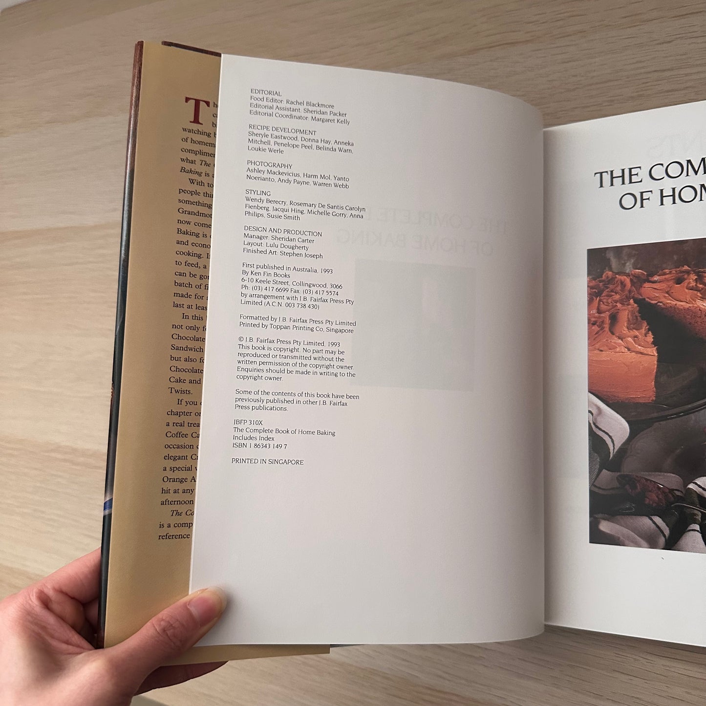 The Complete Book of Home Baking | Hardcover | 1995 | Ken Fin