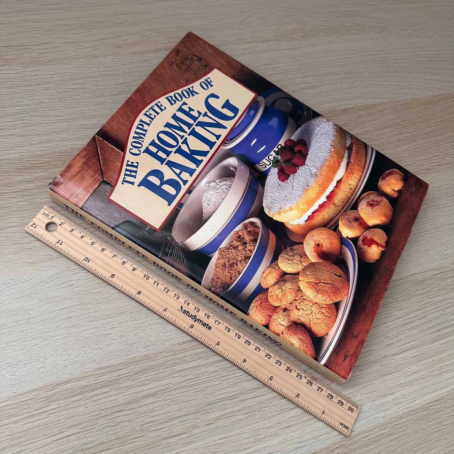 The Complete Book of Home Baking | Hardcover | 1995 | Ken Fin
