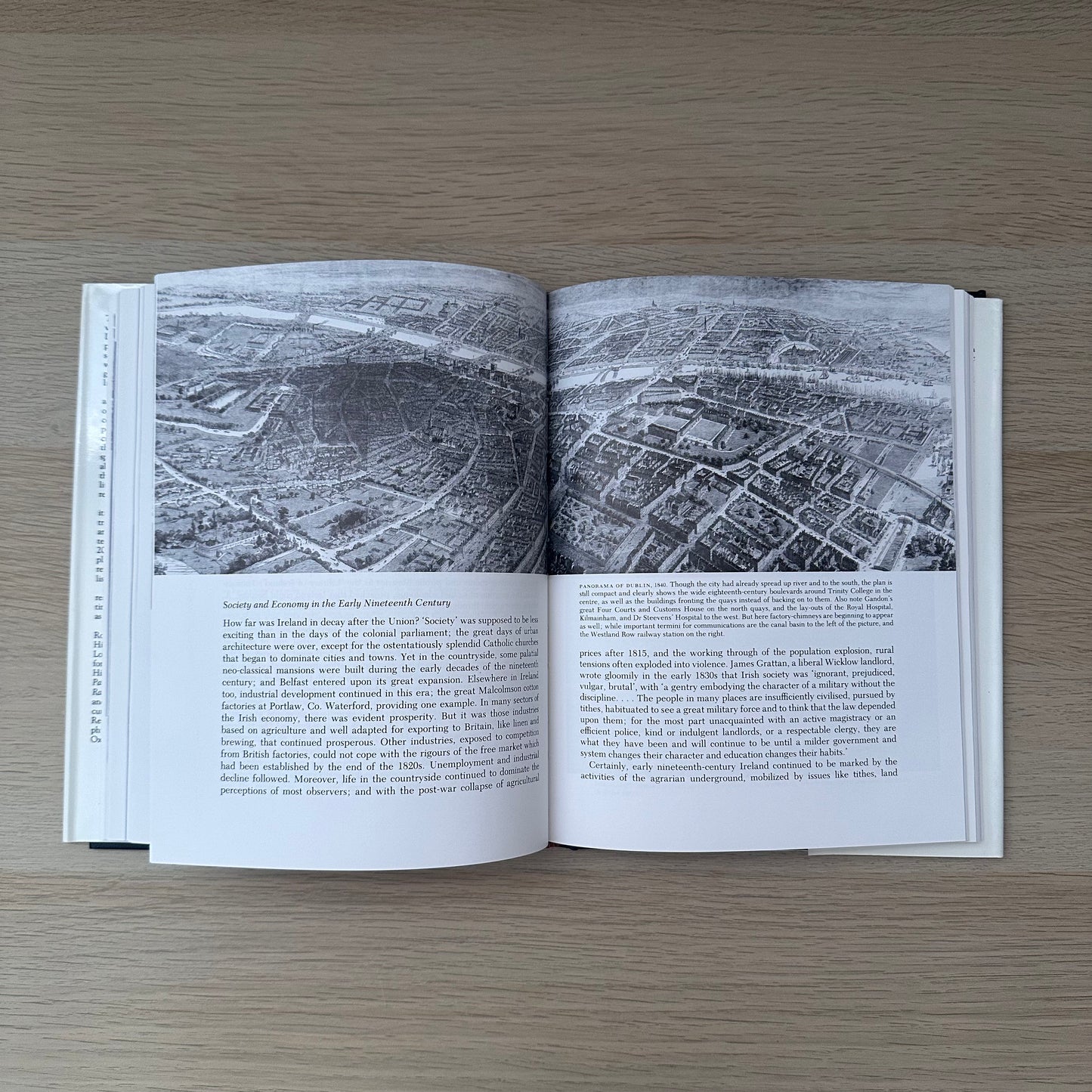 The Oxford Illustrated History of Ireland | R.F. Foster