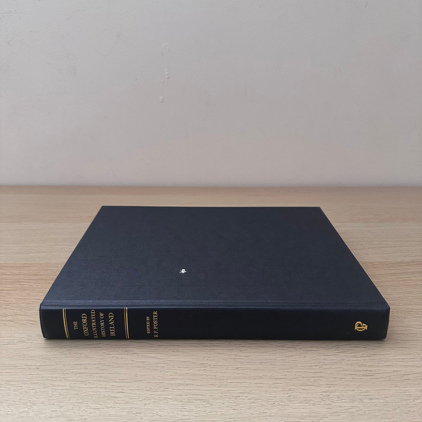 The Oxford Illustrated History of Ireland | R.F. Foster