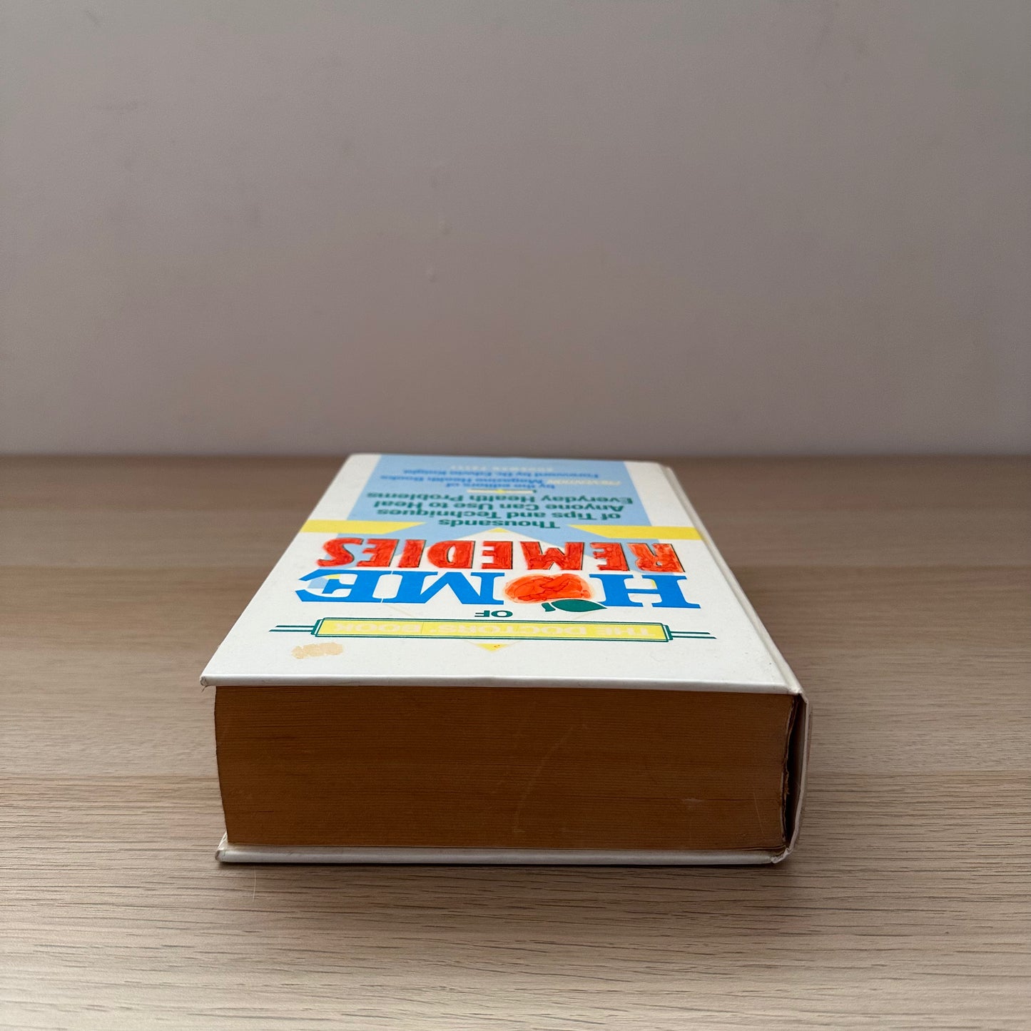The Doctor's Book of Home Remedies: Thousands of Tips & Techniques | Hardcover