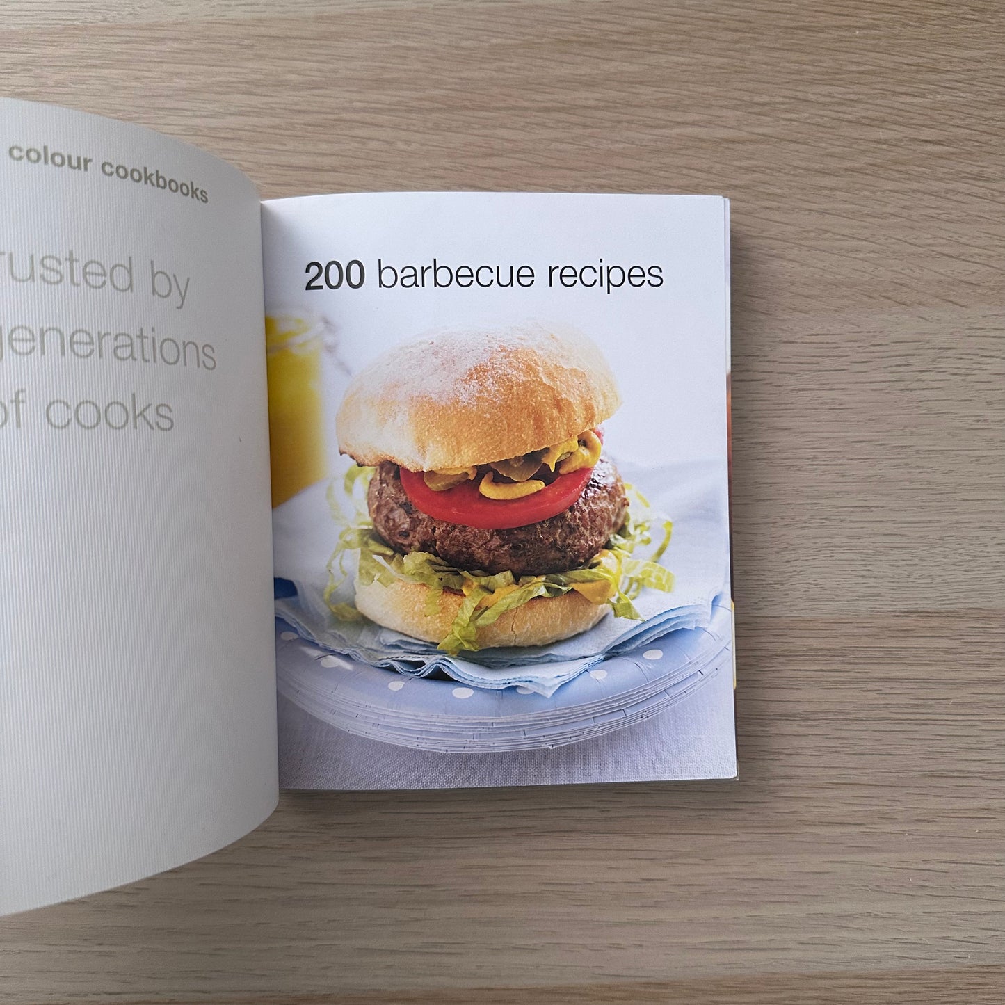 200 Barbecue Recipes | Paperback | Louise Pickford