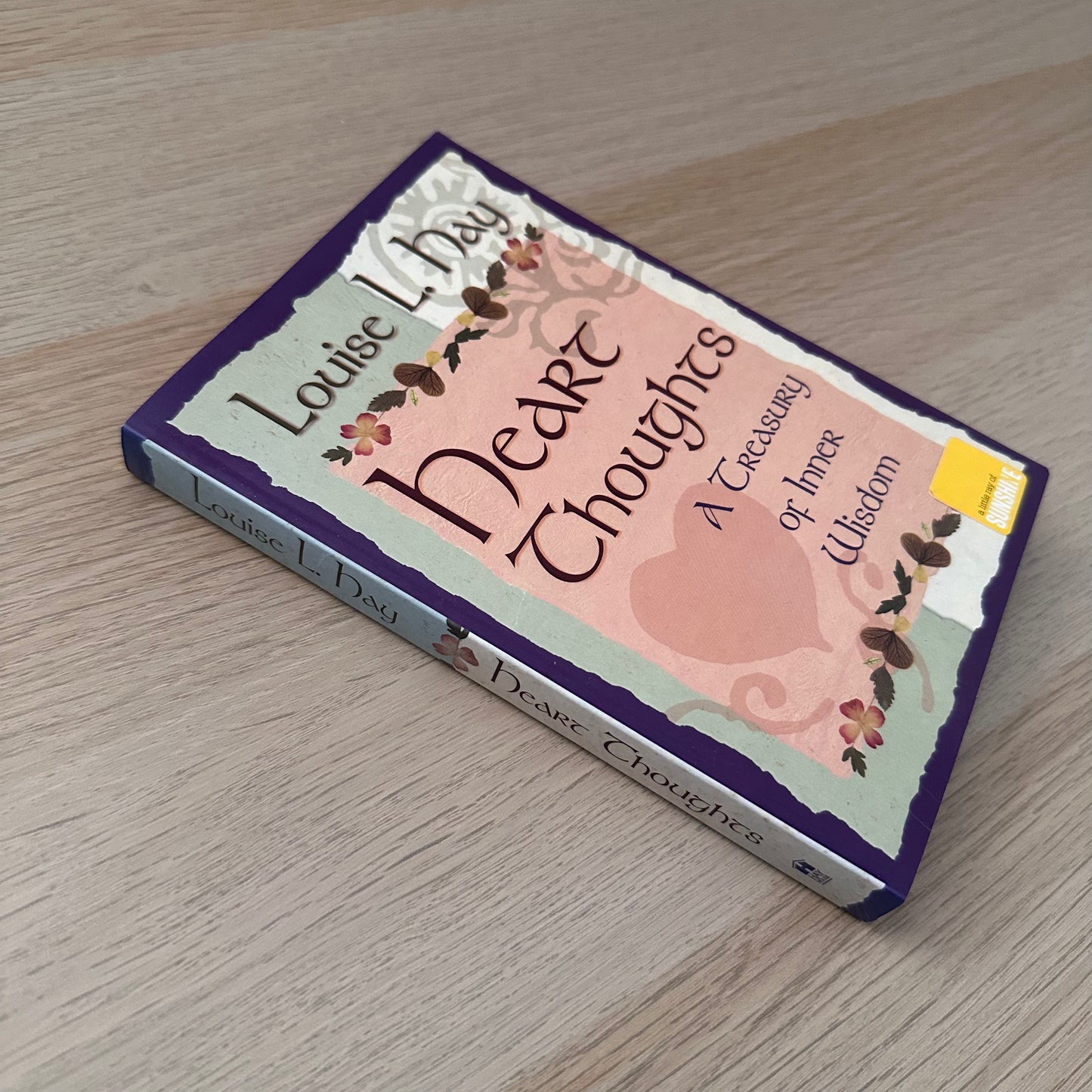 Heart Thoughts: A Treasury of Inner Wisdom | Paperback | Louise Hay