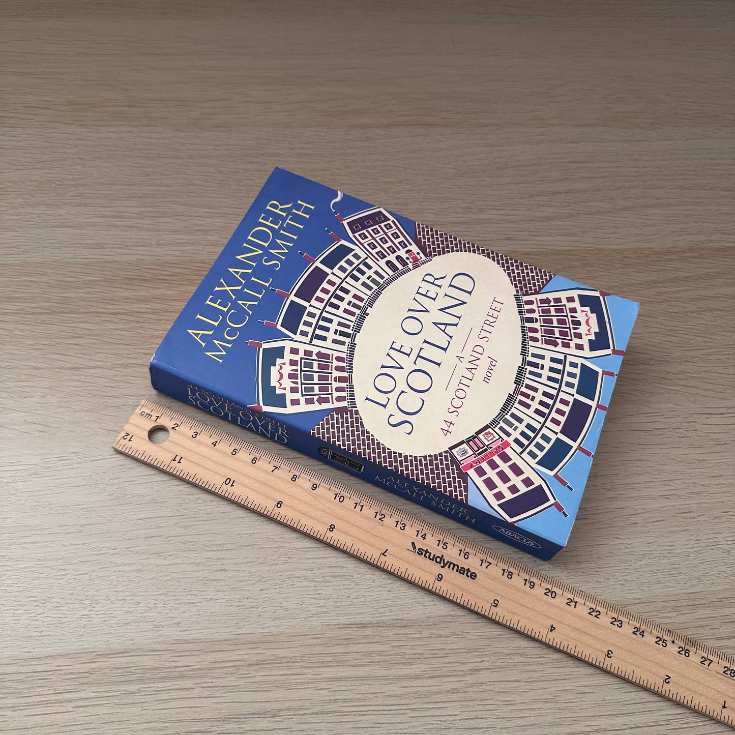 Love Over Scotland: A 44 Scotland Street Novel | Alexander McCall Smith