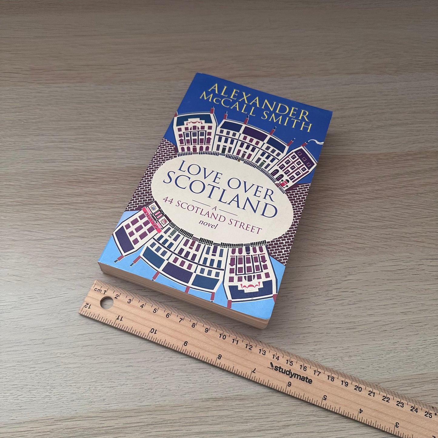 Love Over Scotland: A 44 Scotland Street Novel | Alexander McCall Smith