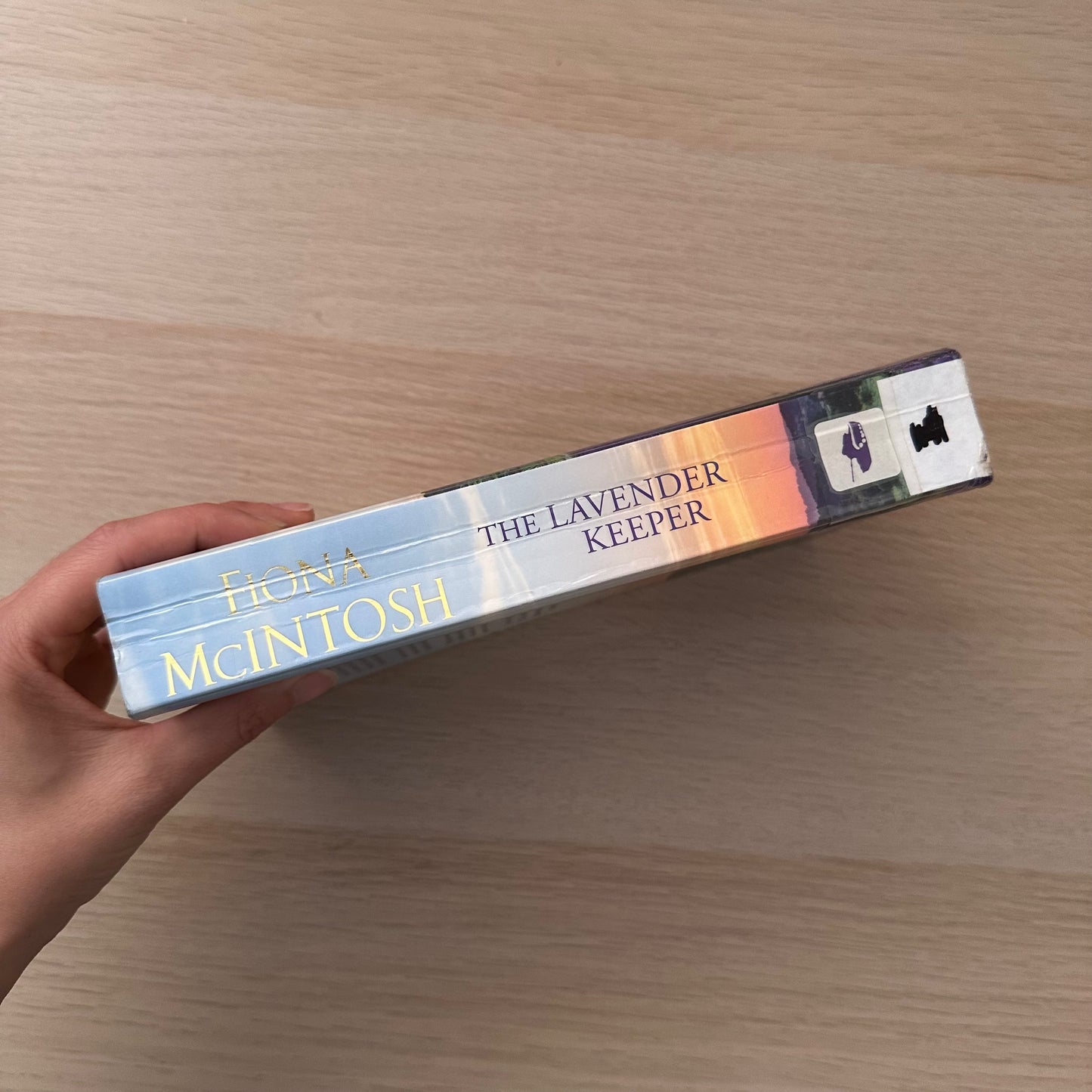 The Lavender Keeper | Paperback | Fiona McIntosh