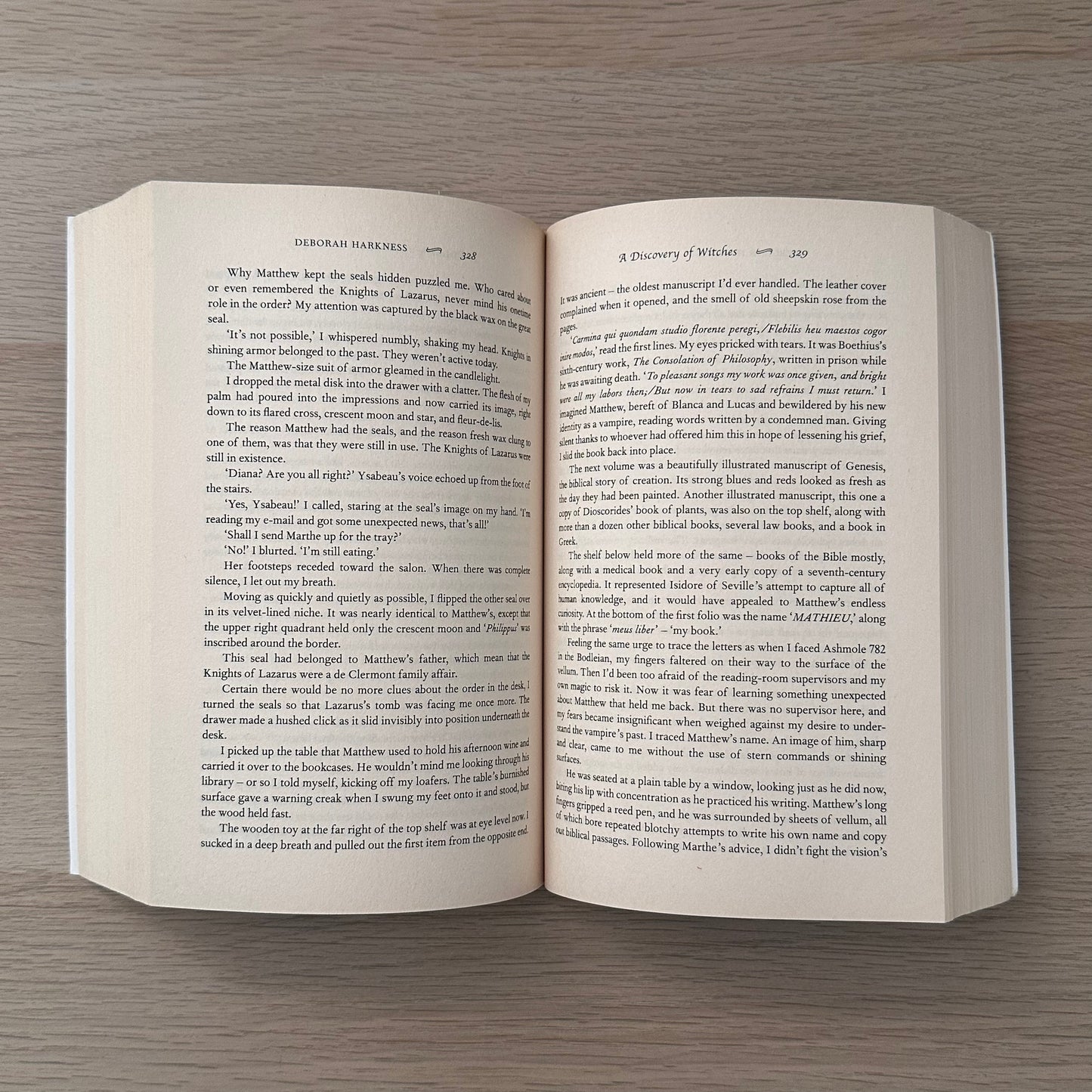 A Discovery of Witches | Paperback | Deborah Harkness