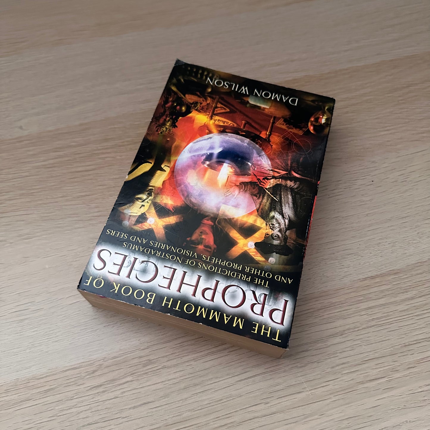 The Mammoth Book of Prophecies | Damon Wilson