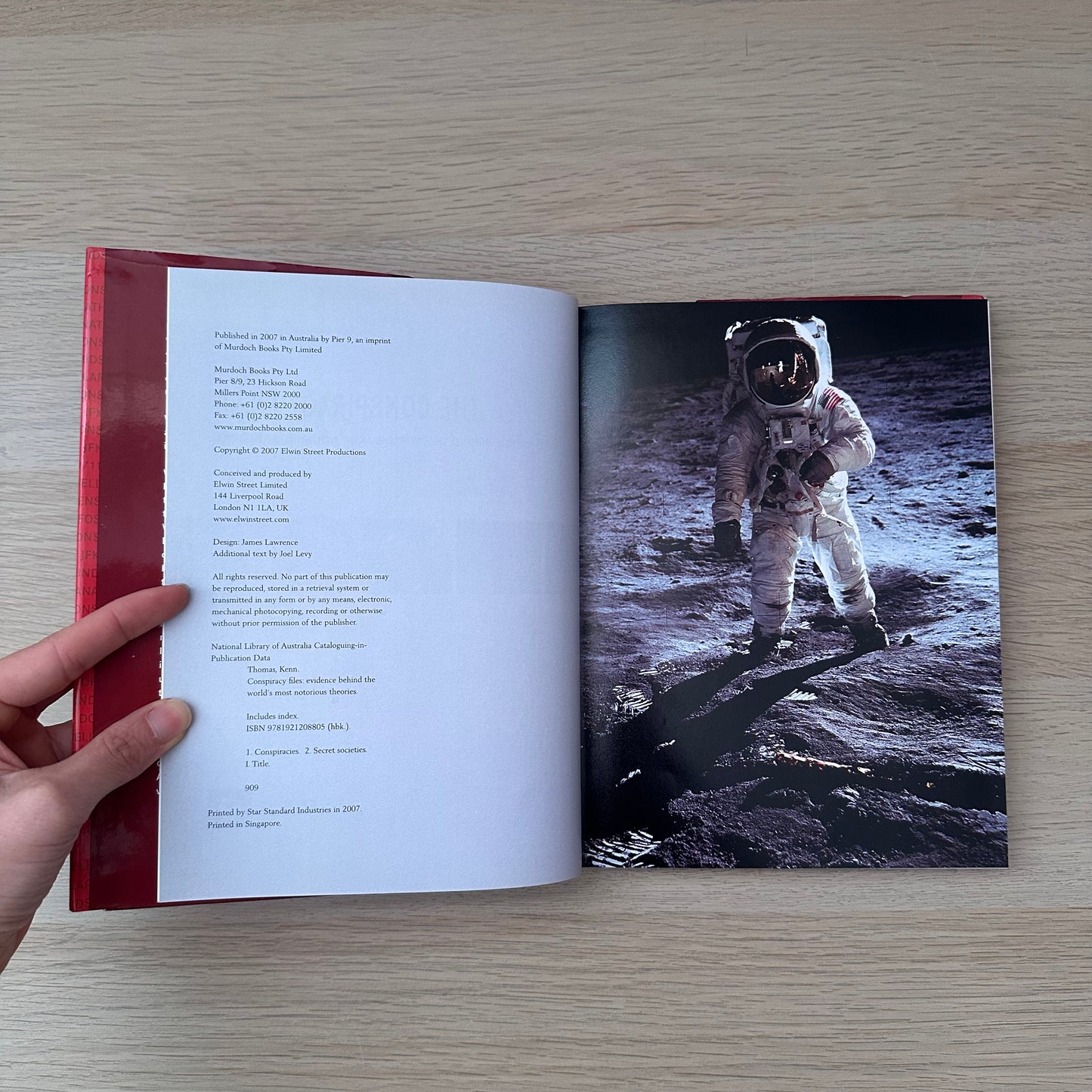 The Conspiracy Files | 2007 | Kenn Thomas