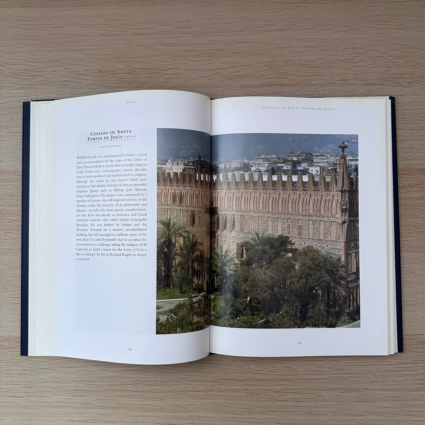 Gaudi | 2004 | Parragon Publishing Book