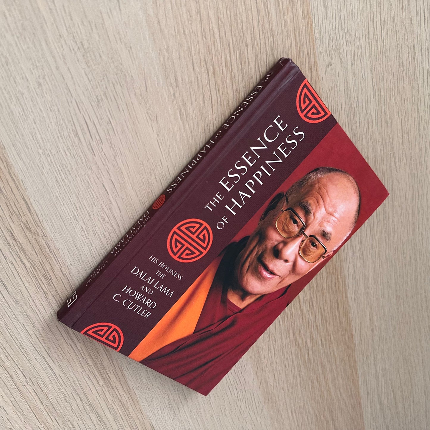 The Essence of Happiness | Hardcover | Dalai Lama & Howard C. Cutler