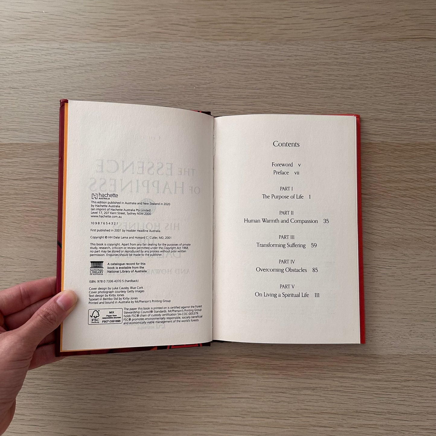The Essence of Happiness | Hardcover | Dalai Lama & Howard C. Cutler