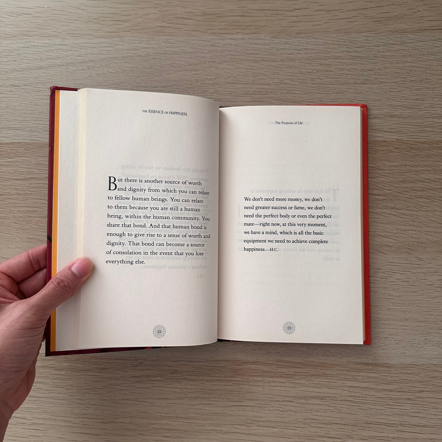 The Essence of Happiness | Hardcover | Dalai Lama & Howard C. Cutler