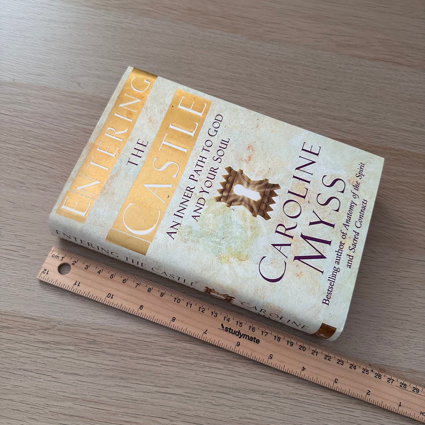 Entering the Castle | Hardcover | Caroline Myss