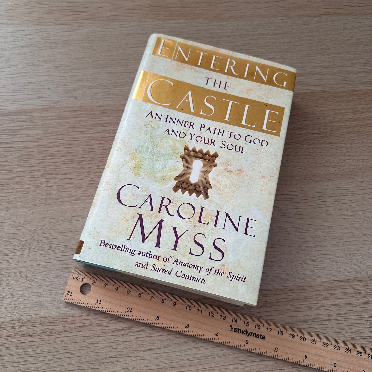 Entering the Castle | Hardcover | Caroline Myss