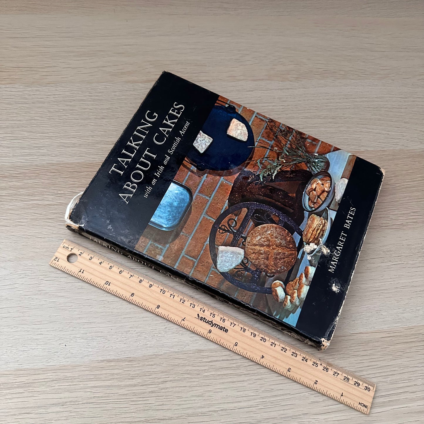 Talking about Cakes with an Irish and Scottish Accent | 1965 | Margaret Bates