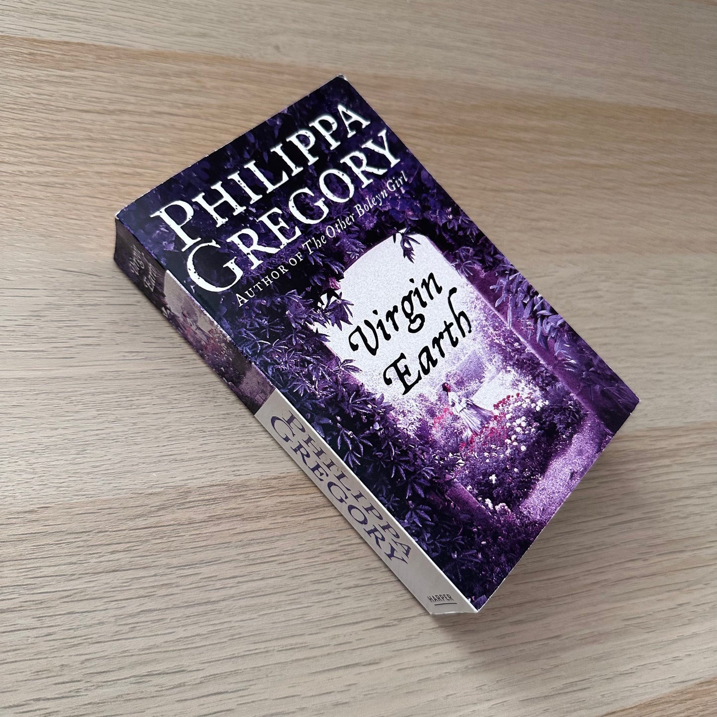 Virgin Earth | Paperback | Philippa Gregory