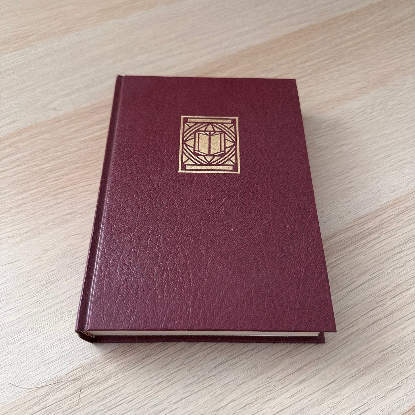 Readers Digest Condensed Book | 1987 | Hardcover | Dick Francis, Douglas Orgill, Elisabeth Ogilvie, Mary Mackie