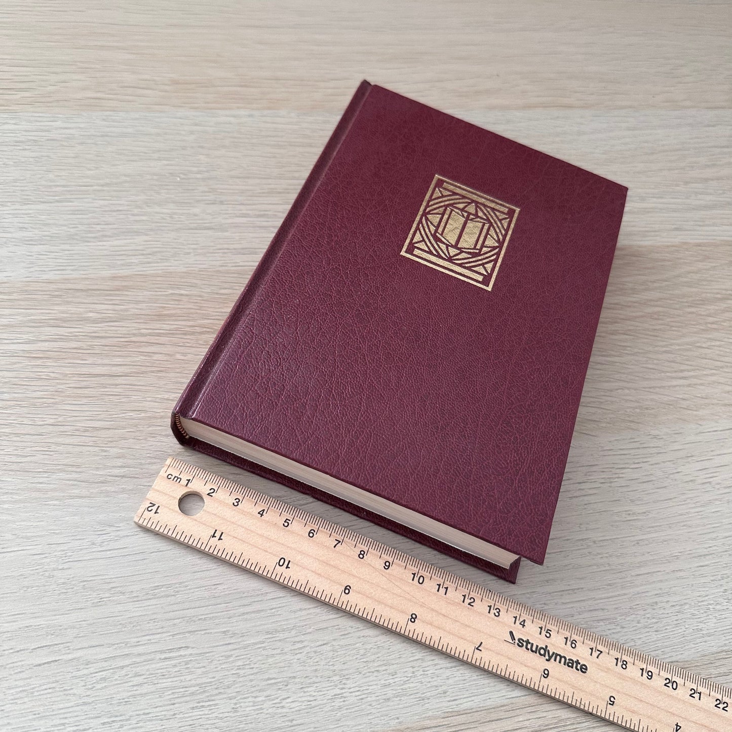Readers Digest Condensed Book | 1987 | Hardcover | Dick Francis, Douglas Orgill, Elisabeth Ogilvie, Mary Mackie