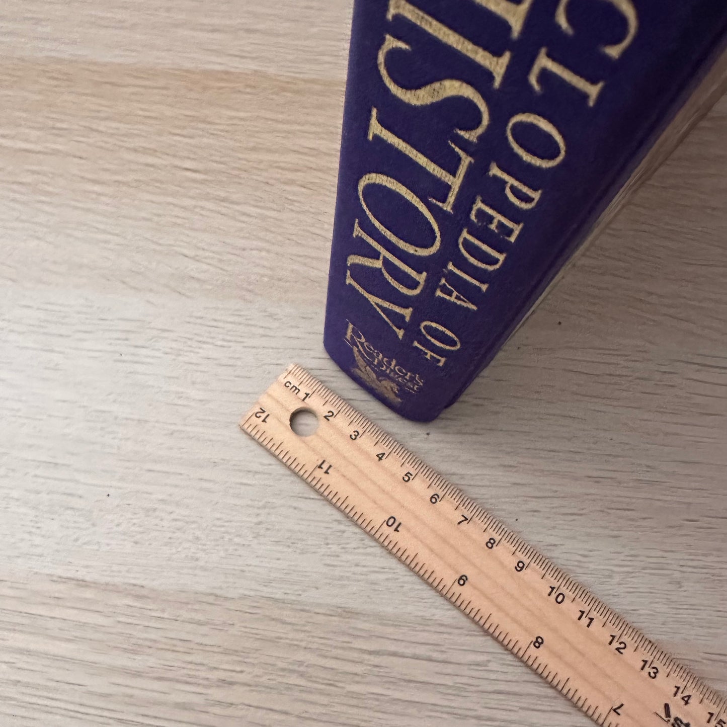 Family Encyclopedia of World History | 1996 | Reader's Digest