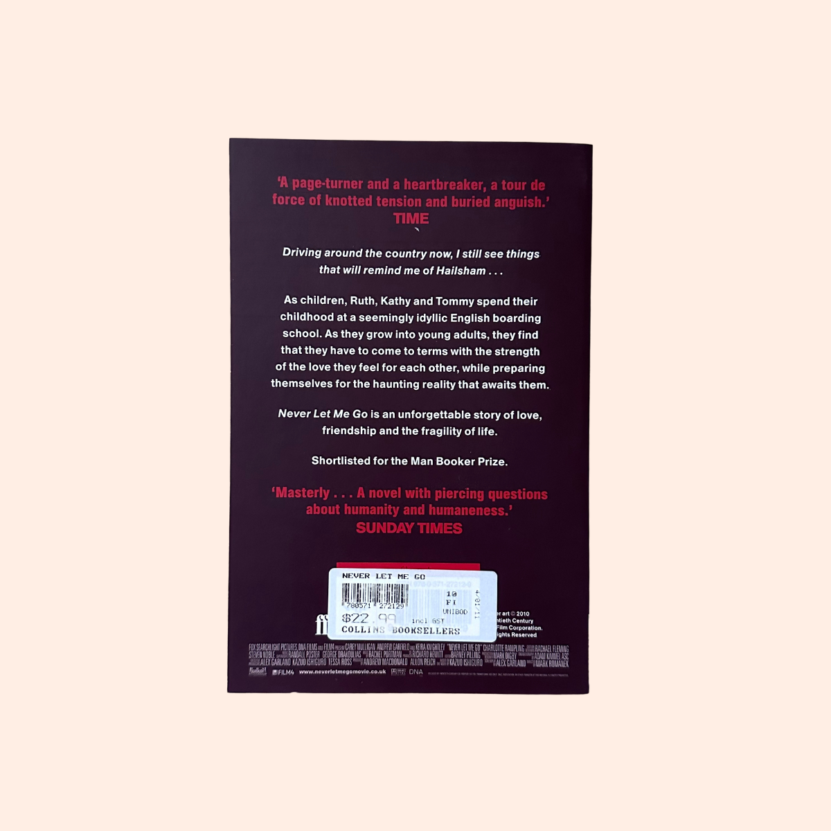 Never Let Me Go | Paperback | Kazuo Ishiguro
