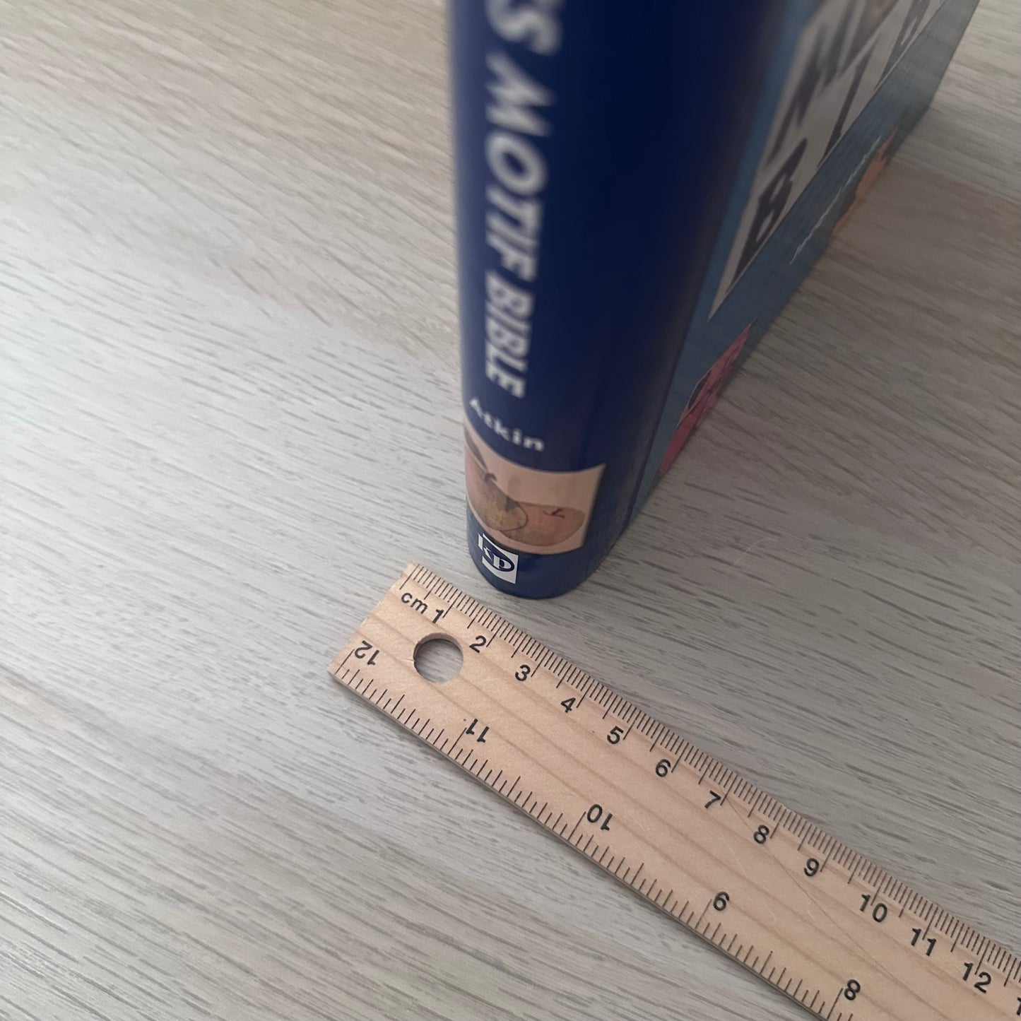 The Tile Artist's Motif Bible | Jacqui Atkin