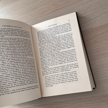 Dimensions: A Casebook of Alien Contact | Jacques Vallee