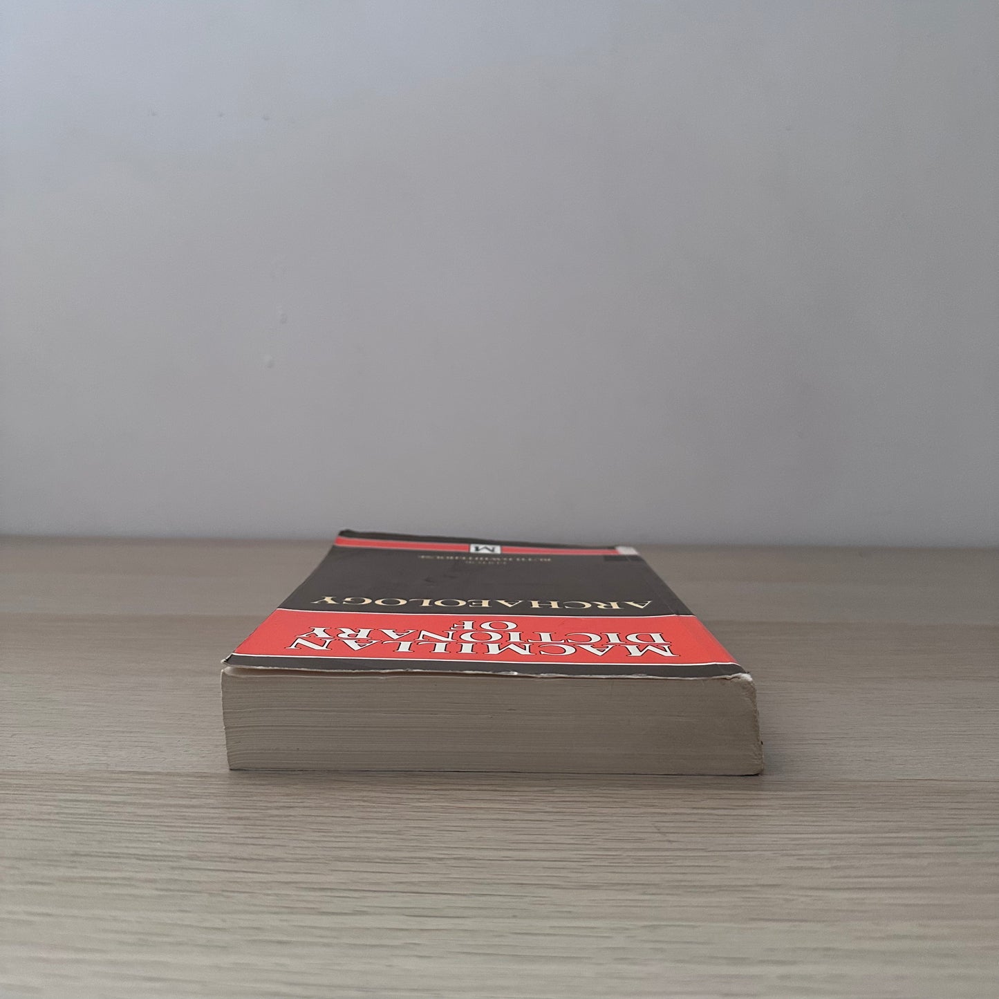 Macmillan Dictionary of Archaeology | Ex-Library