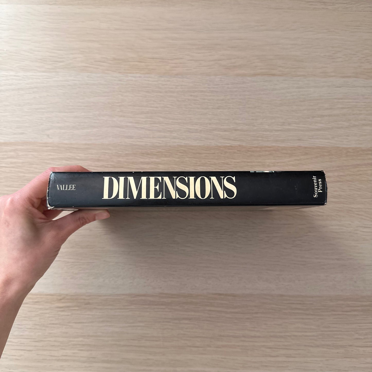 Dimensions: A Casebook of Alien Contact | Jacques Vallee