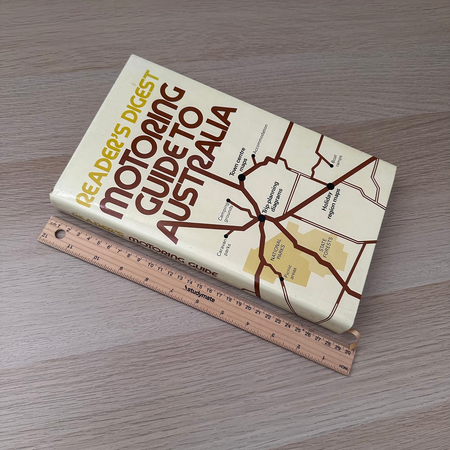 Motoring Guide to Australia | 1982 | Reader's Digest