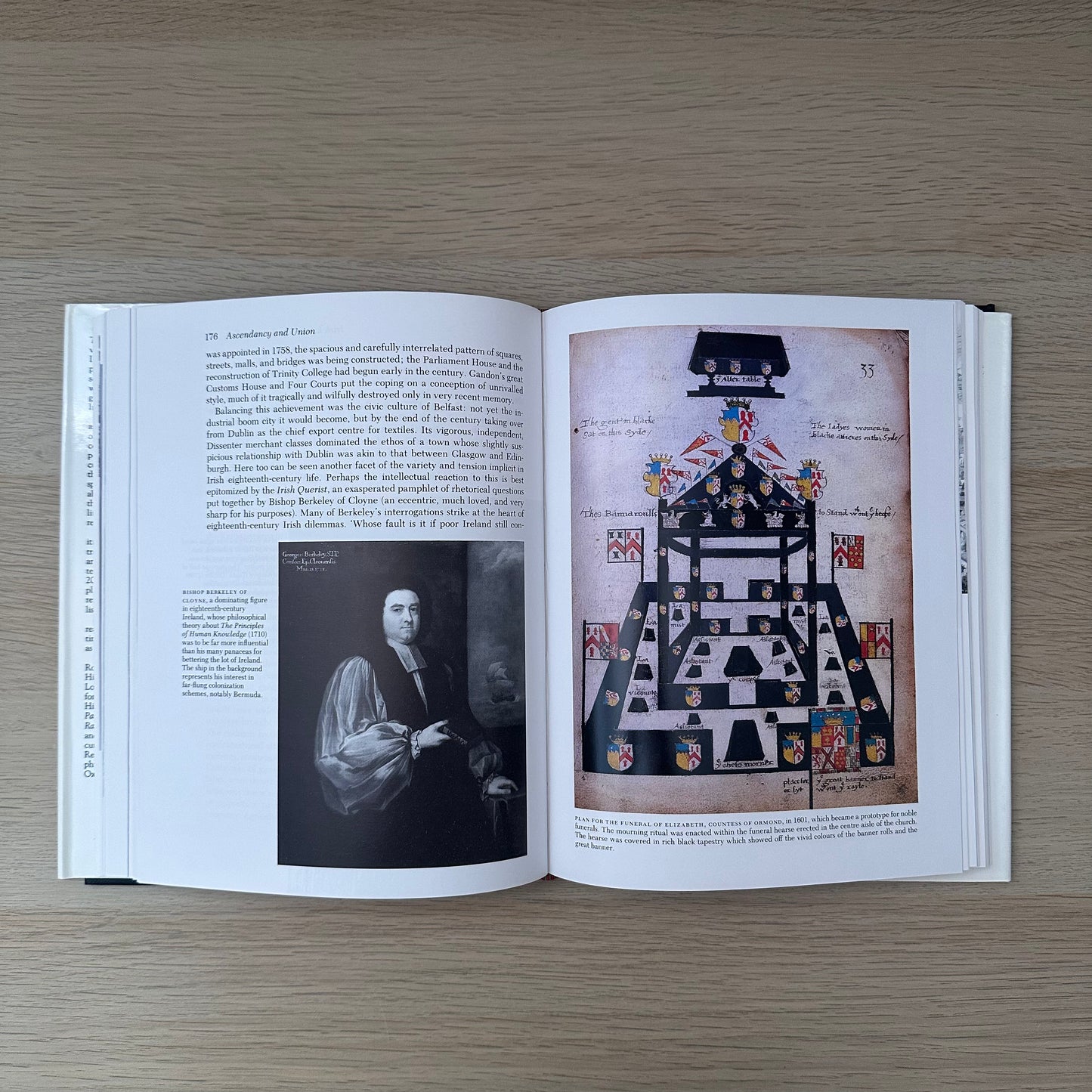 The Oxford Illustrated History of Ireland | R.F. Foster