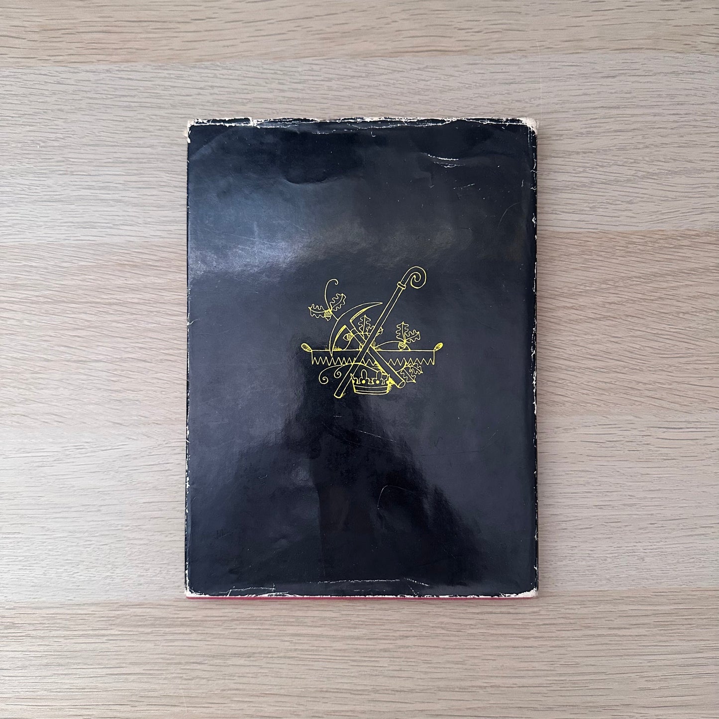 Glass, Stones & Crown | Hardcover | Anne Rockwell