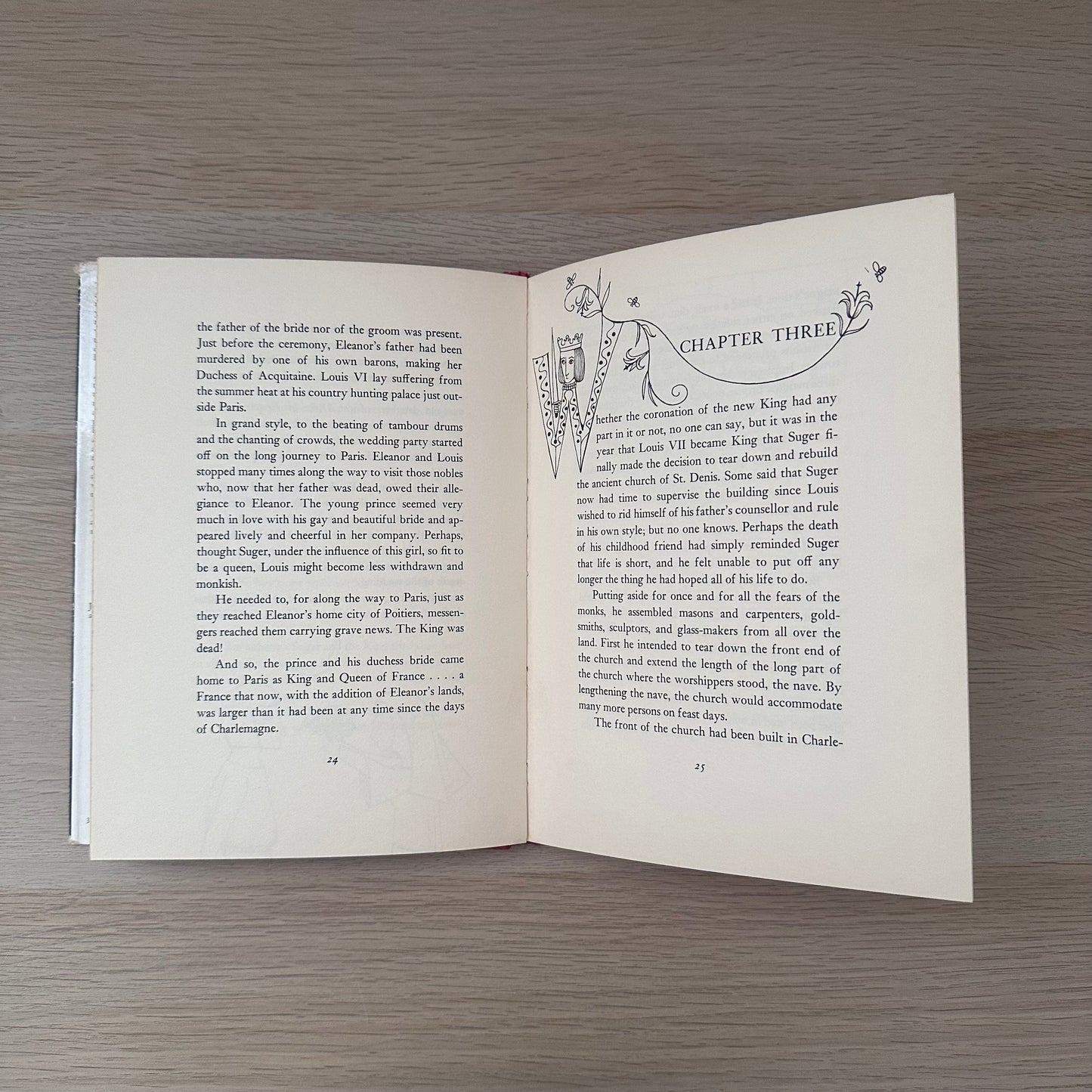 Glass, Stones & Crown | Hardcover | Anne Rockwell