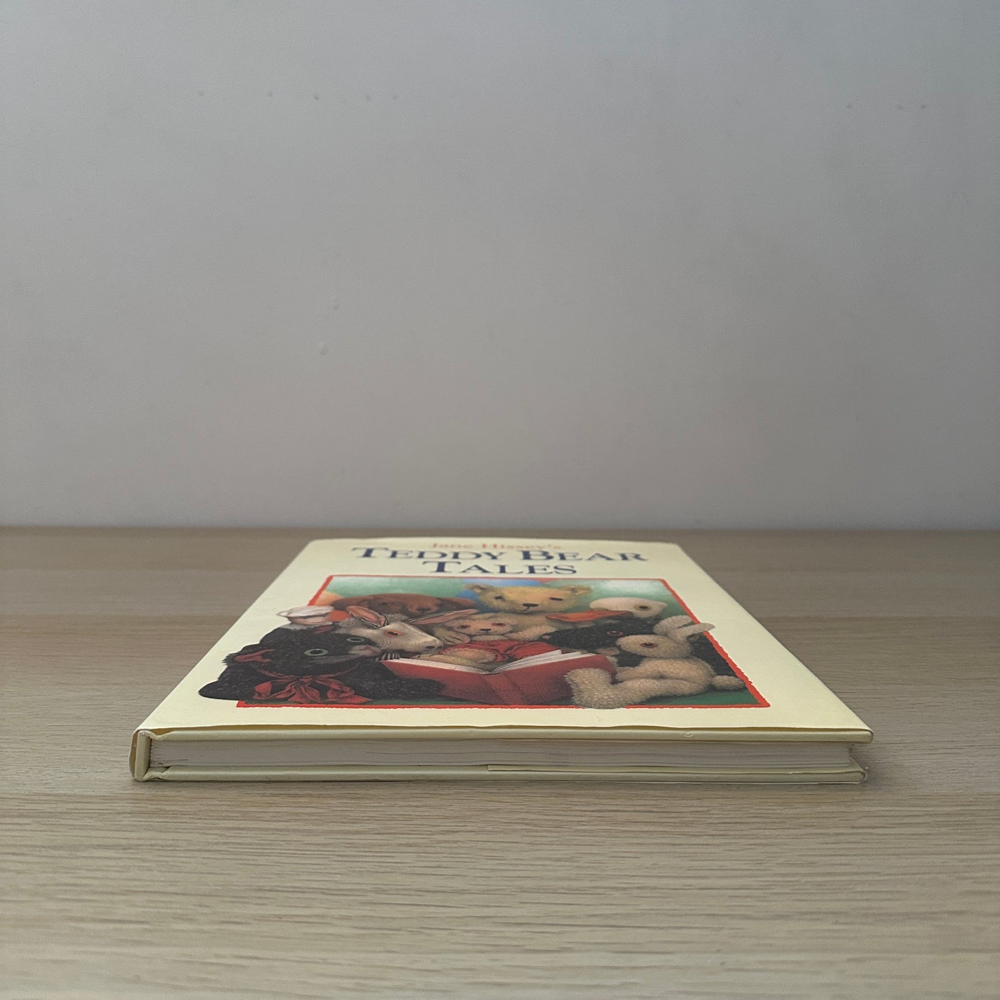 Teddy Bear Tales | 2000 | Hardcover | Jane Hissey