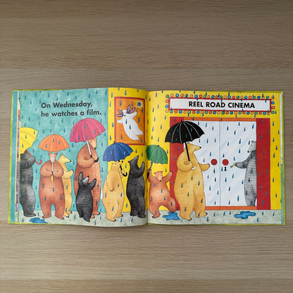 Bear About Town | 2000 | Hardcover | Stella Blackstone