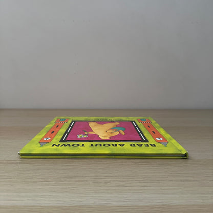 Bear About Town | 2000 | Hardcover | Stella Blackstone