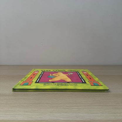 Bear About Town | 2000 | Hardcover | Stella Blackstone