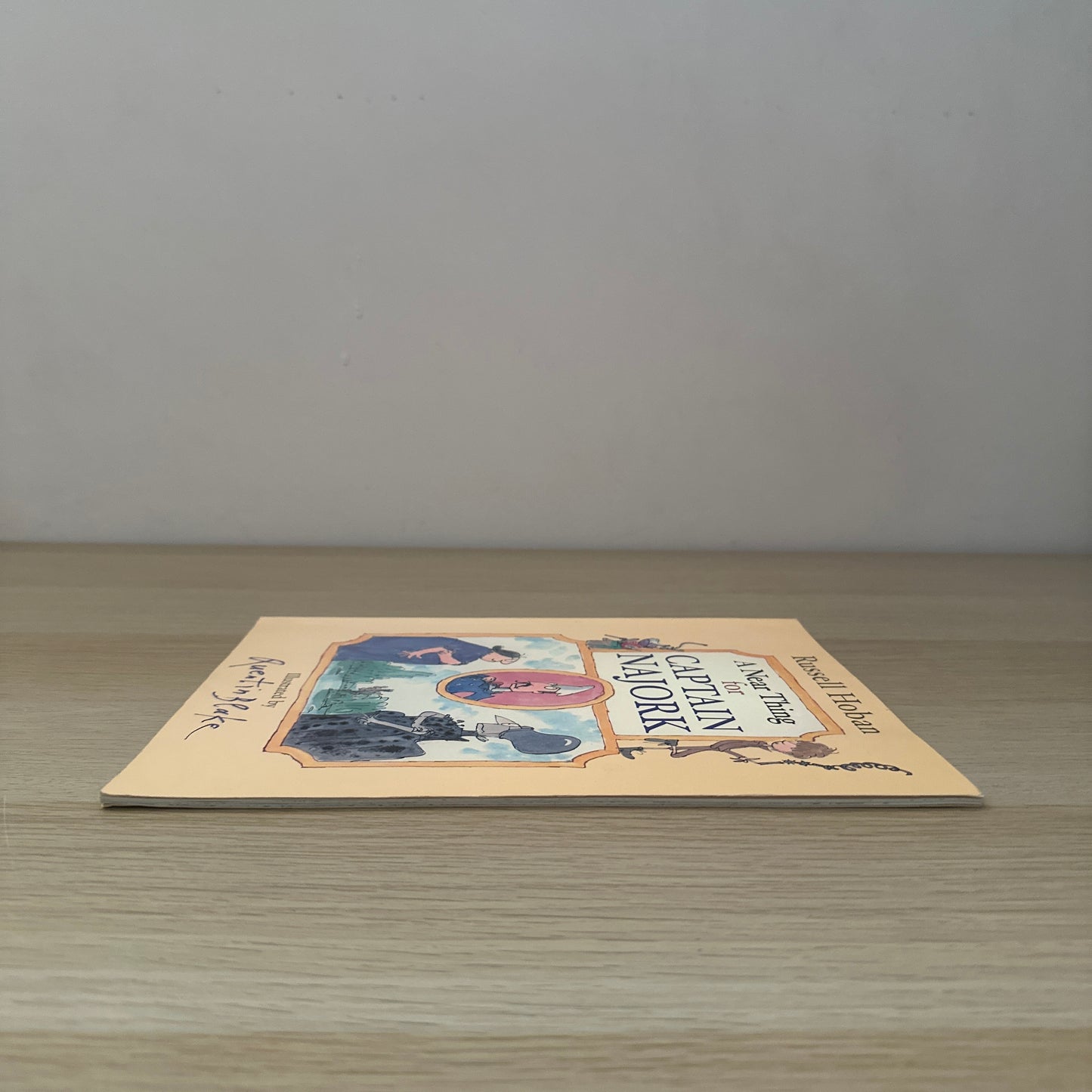 A Near Thing for Captain Najork | 2002 | Softcover | Russell Hoban