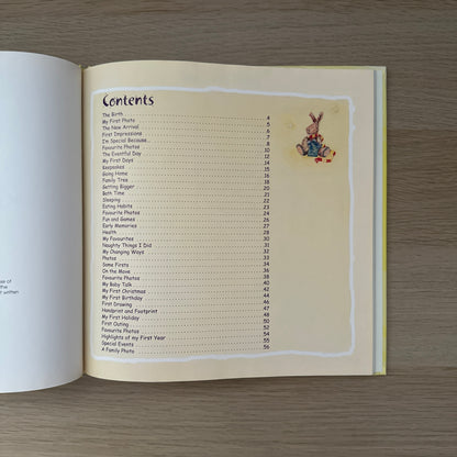The New Arrival: A Record of the Precious First Year | Baby Book