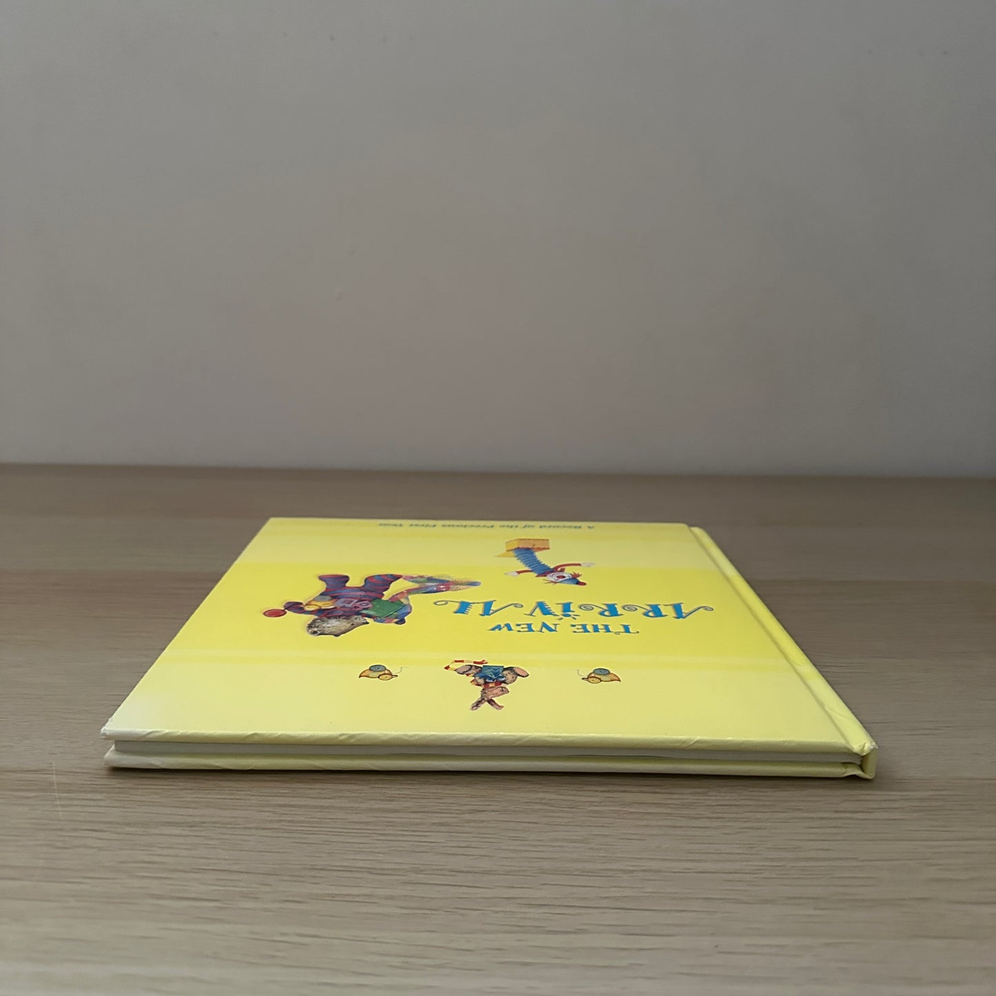 The New Arrival: A Record of the Precious First Year | Baby Book