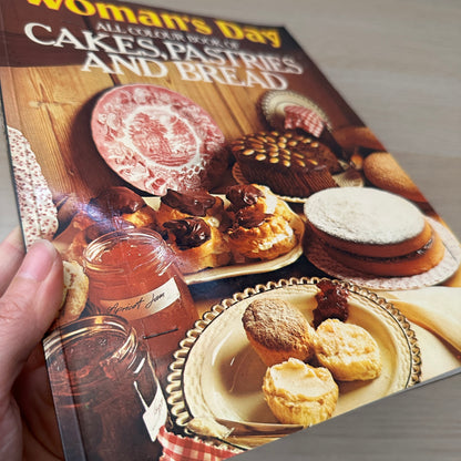 Woman's Day | 1978 | Paperback | All Colour Book of Cakes, Pastries and Bread