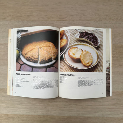 Woman's Day | 1978 | Paperback | All Colour Book of Cakes, Pastries and Bread
