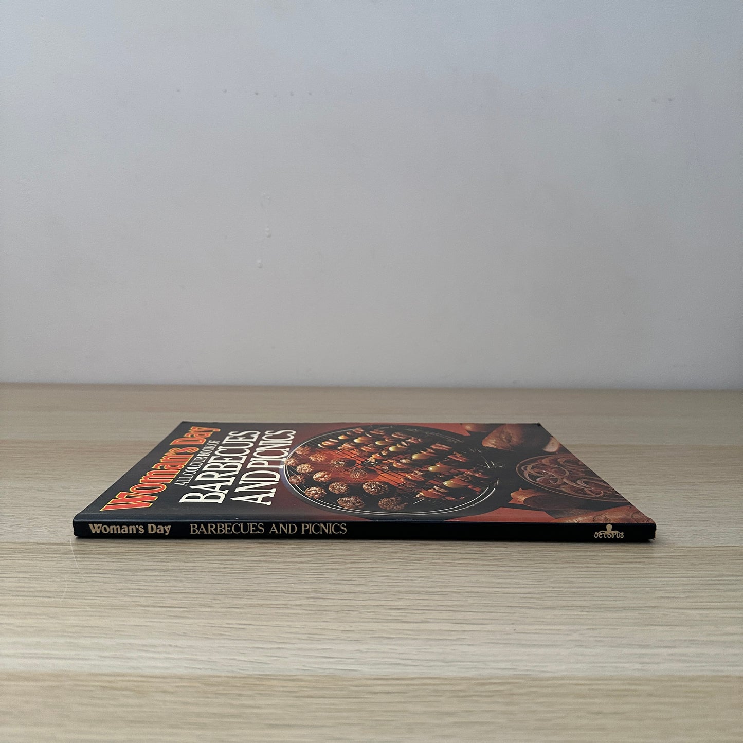 Woman's Day | 1978 | Paperback | All Colour Book of Barbecues and Picnics