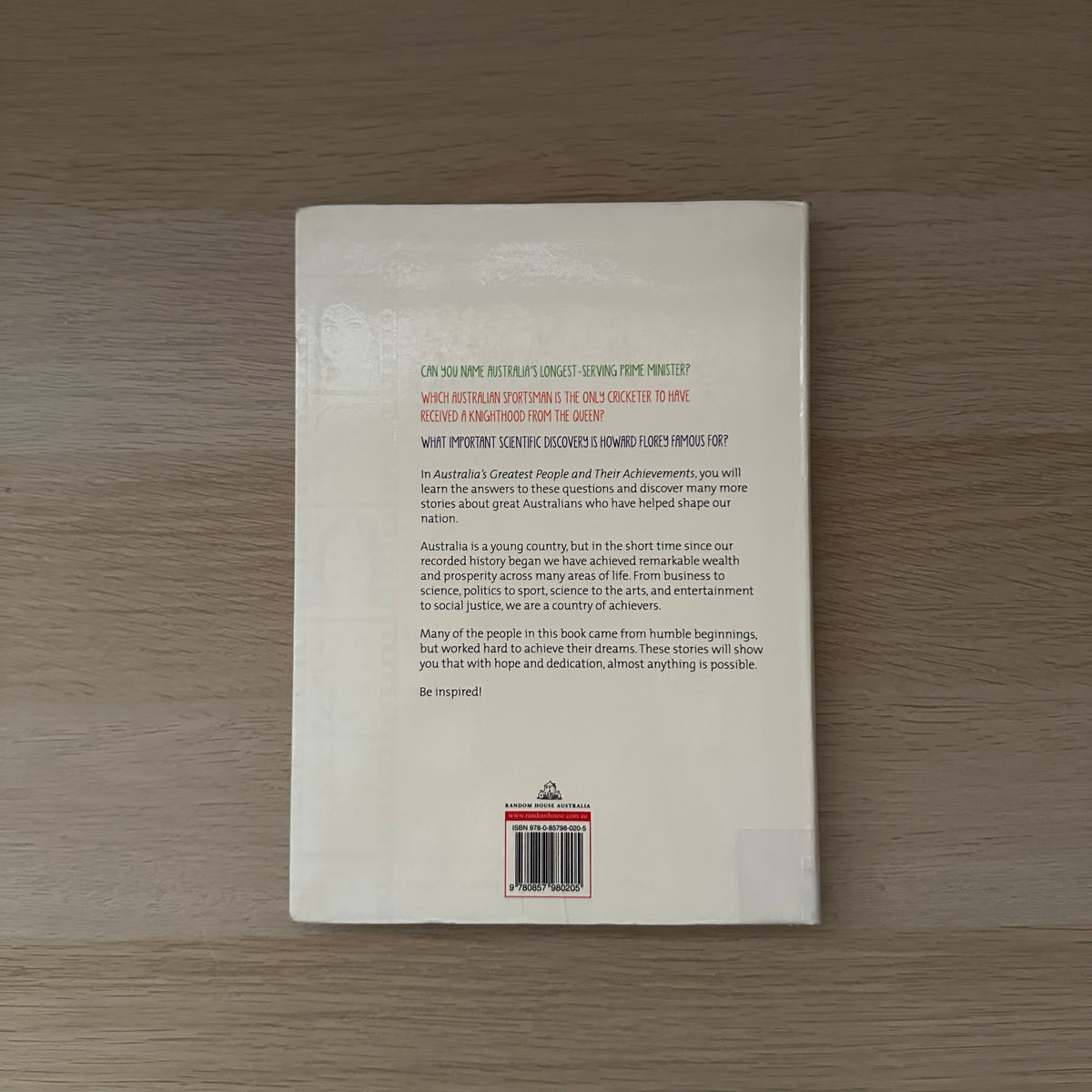 Australia's Greatest People Achievements | 2013 | Paperback | Ex-Library | Lindsay Knight